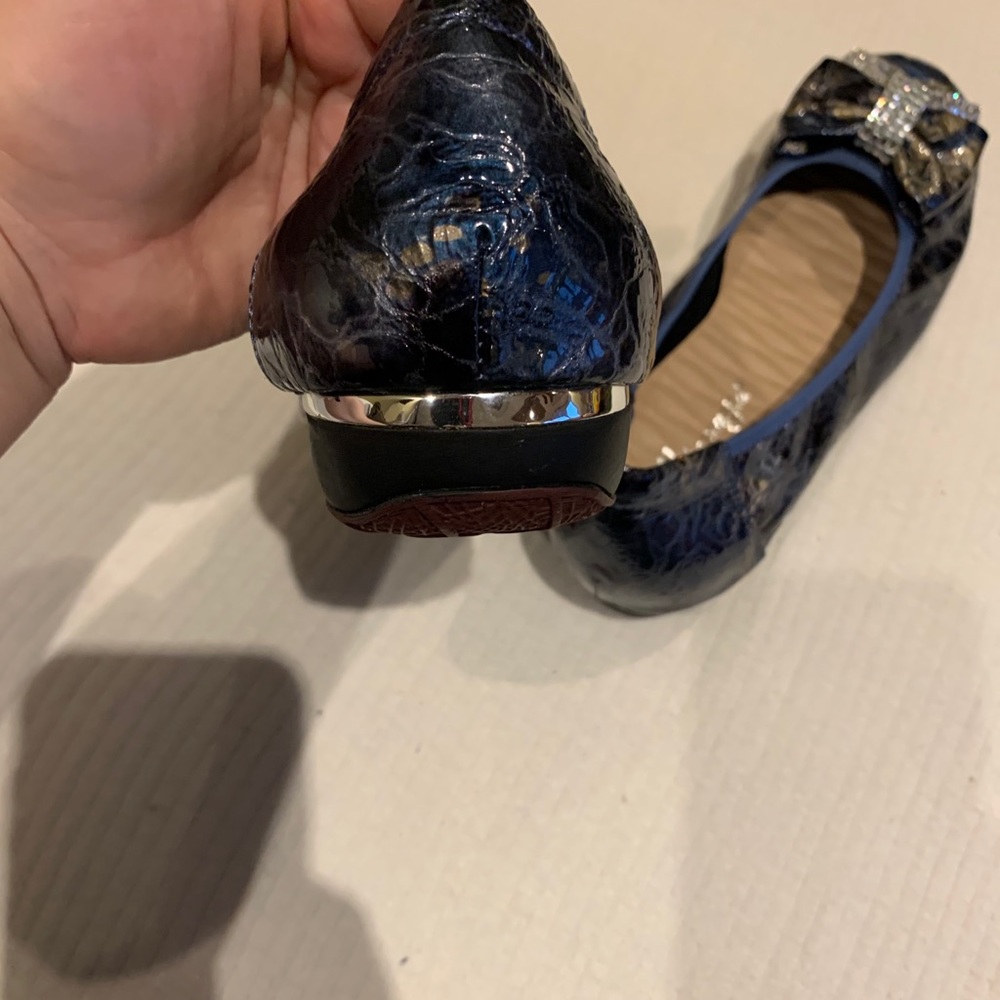 Blue shoes - Picture 7 of 8